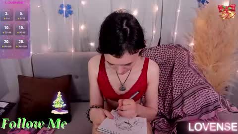 Snapshot of _emily__strike_ chatting on 01.03.25 _emily__strike_ online show from 01.03.25