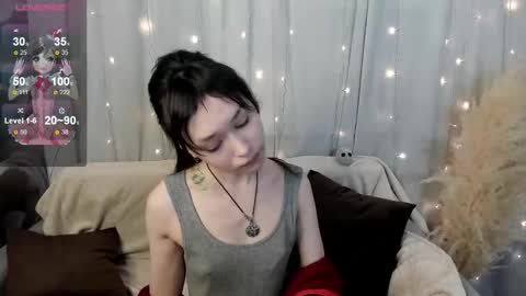 Snapshot of _emily__strike_ chatting on 01.22.25 _emily__strike_ online show from 01.22.25