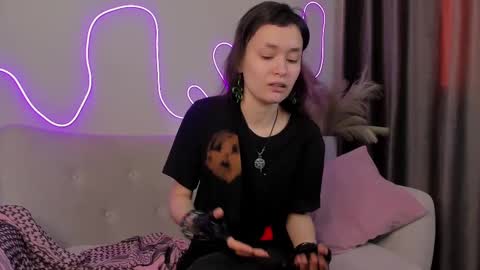 Snapshot of _emily__strike_ chatting on 02.17.25 _emily__strike_ online show from 02.17.25