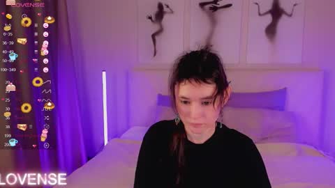 Snapshot of _emily__strike_ chatting on 01.16.26 _emily__strike_ online show from 01.16.26