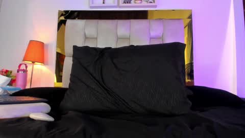 Isabella online show from 03.06.25