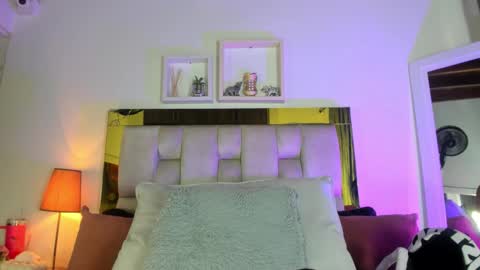 Isabella online show from 10.27.25