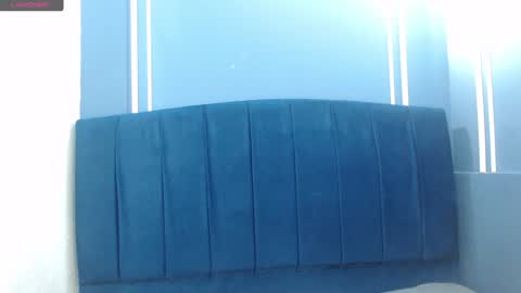 Snapshot of _emma_diamond_ chatting on 12.20.24 Emma online show from 12.20.24