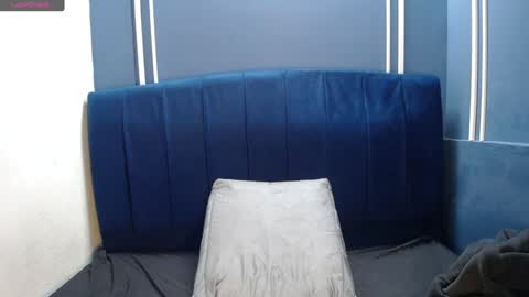 Snapshot of _emma_diamond_ chatting on 02.07.25 Emma online show from 02.07.25