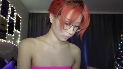 EveEva online show from 01.05.25