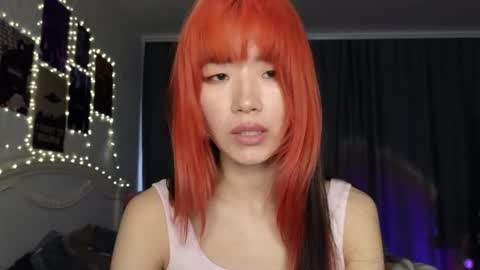 EveEva online show from 02.16.25