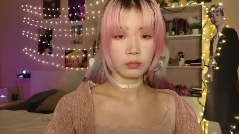 EveEva online show from 03.16.26