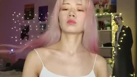 EveEva online show from 03.28.26