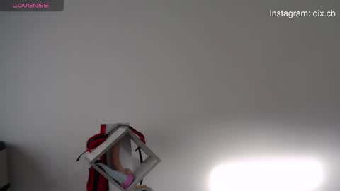 Snapshot of _exa_ chatting on 12.19.24 Exa help me position myself with your thumb up thanks online show from 12.19.24