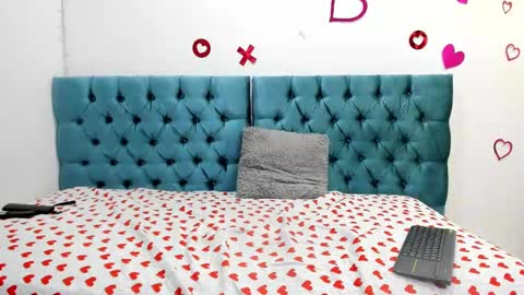 Paul And Ariana online show from 02.28.25