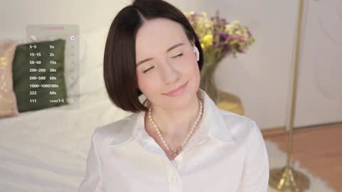 Essie  online show from 12.20.24