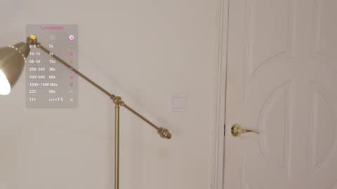 Essie  online show from 02.22.25