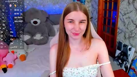 Snapshot of _flowersweet_ chatting on 06.26.26 Kate online show from 06.26.26