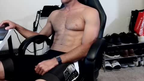 Snapshot of _full_sender chatting on 07.14.26 Full Sender online show from 07.14.26