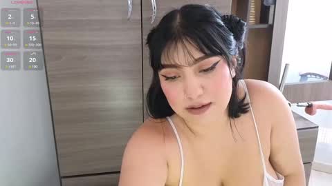 we are hot friends online show from 02.20.25