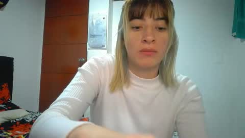 Snapshot of _genesid_dixton chatting on 04.05.26 Mia-foster online show from 04.05.26