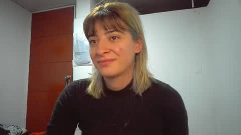 Snapshot of _genesid_dixton chatting on 04.07.26 Mia-foster online show from 04.07.26