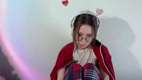 Snapshot of _hanna_moon_ chatting on 02.25.26 Hannaolotl online show from 02.25.26