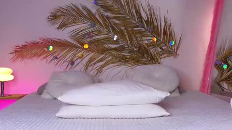 Holly online show from 02.26.25