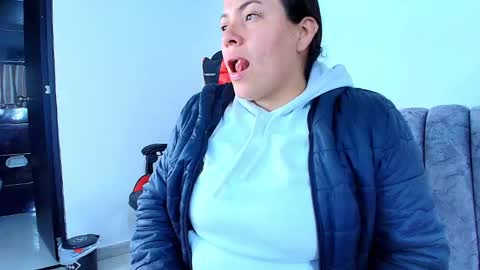 Honey online show from 09.25.25