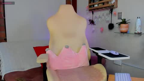 _hottie__ online show from 12.05.24