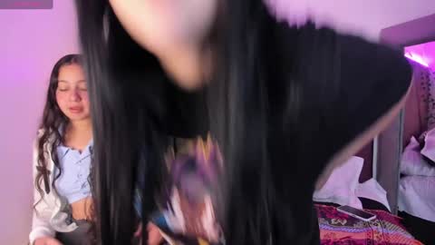 Snapshot of _isabella_2 chatting on 01.03.25 Isa online show from 01.03.25