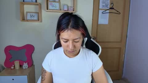 Snapshot of _ivanna11_ chatting on 09.11.25 Ivanna online show from 09.11.25