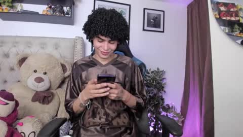 Snapshot of _jaay77 chatting on 12.11.24 Jay online show from 12.11.24