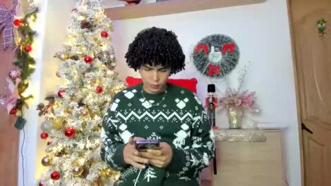 Snapshot of _jaay77 chatting on 12.30.24 Jay online show from 12.30.24