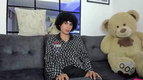 Snapshot of _jaay77 chatting on 01.19.25 Jay online show from 01.19.25