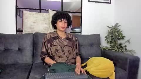 Snapshot of _jaay77 chatting on 02.07.25 Jay online show from 02.07.25