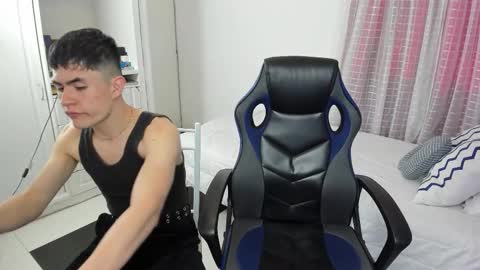 James online show from 12.04.25