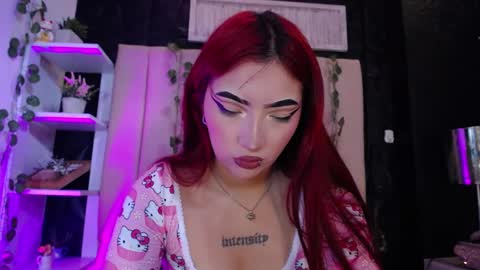 Mia online show from 02.06.25