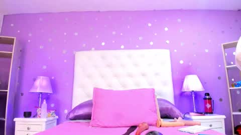 Snapshot of _johnson_alana chatting on 10.02.25 _johnson_alana online show from 10.02.25