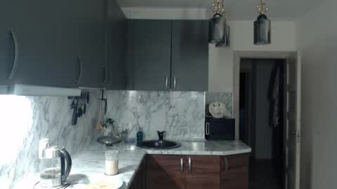 Snapshot of _joni_new_ chatting on 02.25.25 Joni online show from 02.25.25