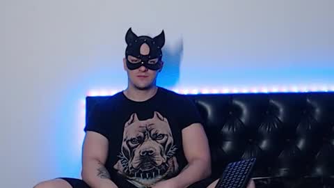 Snapshot of _joni_new_ chatting on 11.22.25 Joni online show from 11.22.25