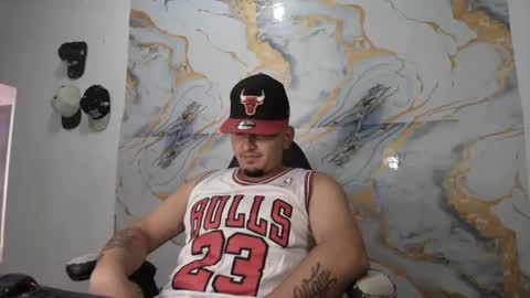Snapshot of _jordanxxiii chatting on 02.12.26 jordan online show from 02.12.26