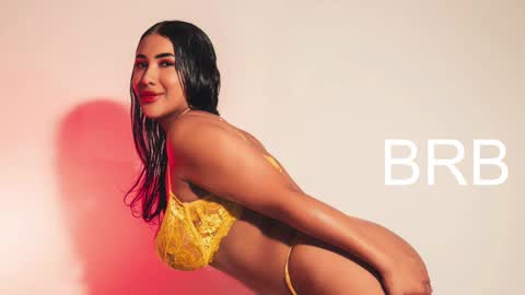 Snapshot of _karenestrada_ chatting on 02.11.25 Karen online show from 02.11.25