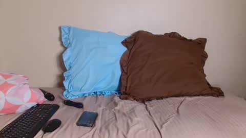 Snapshot of _karishma chatting on 02.28.25 _karishma online show from 02.28.25