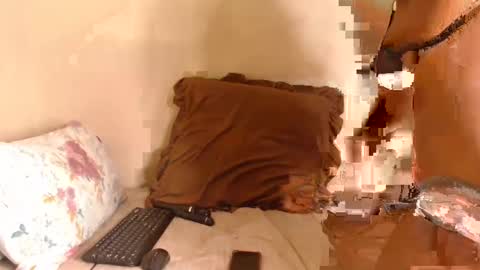 Snapshot of _karishma chatting on 03.04.25 _karishma online show from 03.04.25