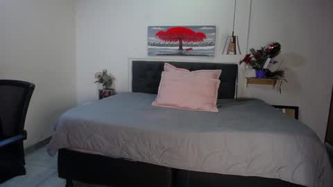 Snapshot of _kathya_spinelli_ chatting on 12.30.24 kathy online show from 12.30.24