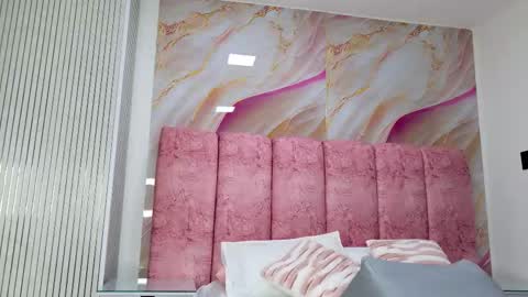 Kendall online show from 02.13.26