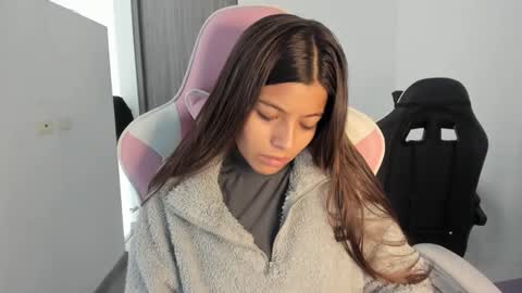 khloe sweet online show from 10.16.25