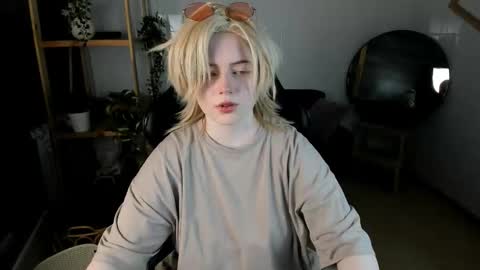 Li online show from 09.13.25