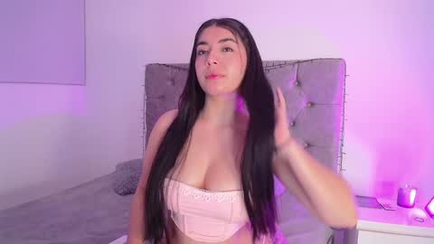 _kimtorres_ online show from 01.03.25