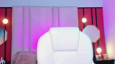 Snapshot of _kiramoon__ chatting on 01.23.25 Kiraaaa 0 online show from 01.23.25