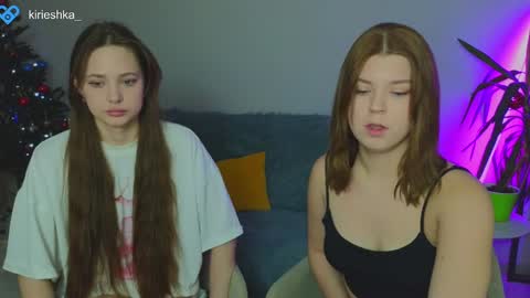 Molly   Emily online show from 01.08.25