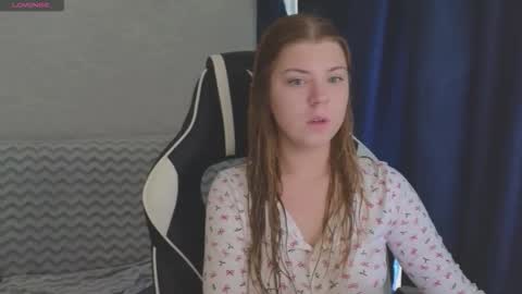 Molly   Emily online show from 09.24.25