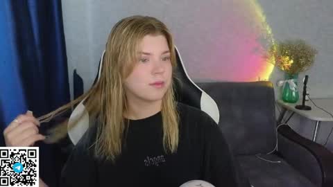 Molly   Emily online show from 04.14.26