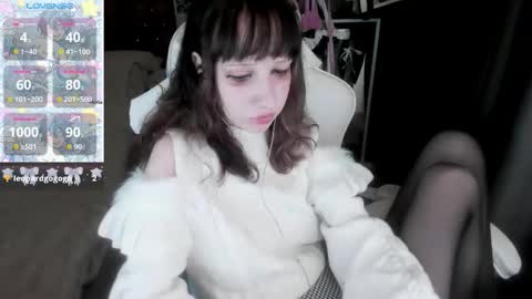  kuro  online show from 10.03.25